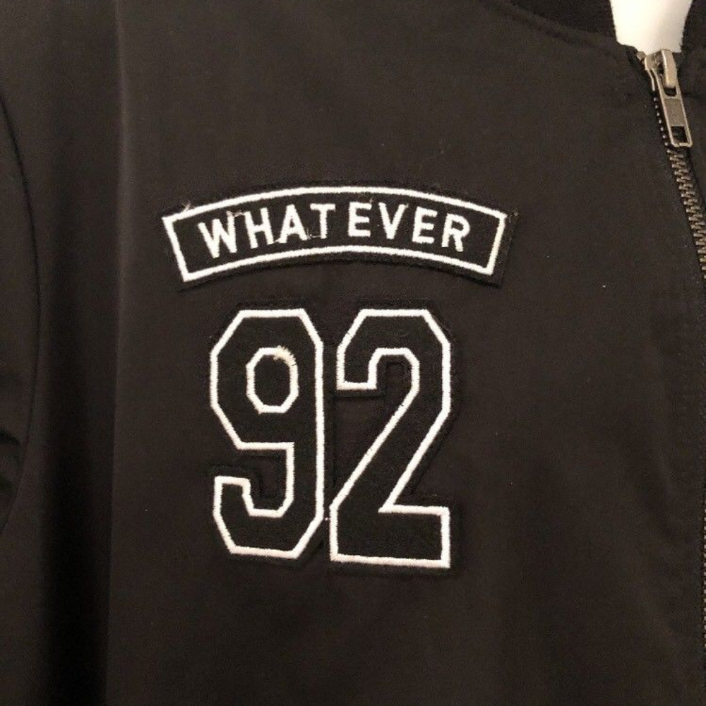 Torrid Hot Topic Black Patch Bomber Jacket Nwot - image 5